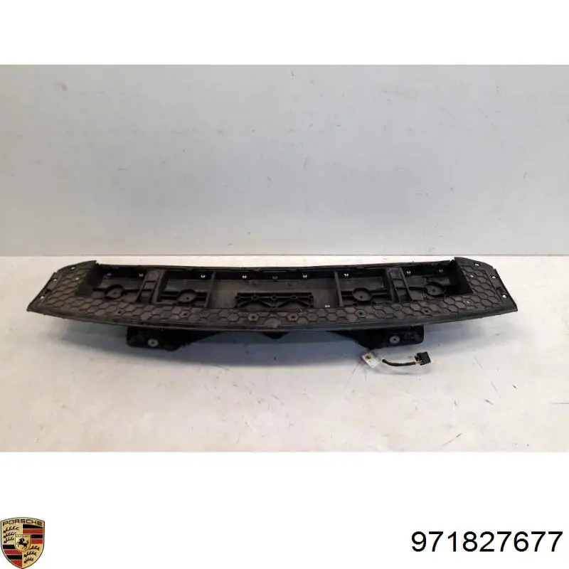 Спойлер задніх дверей Porsche 971827677 ціна, від 761.85 USD