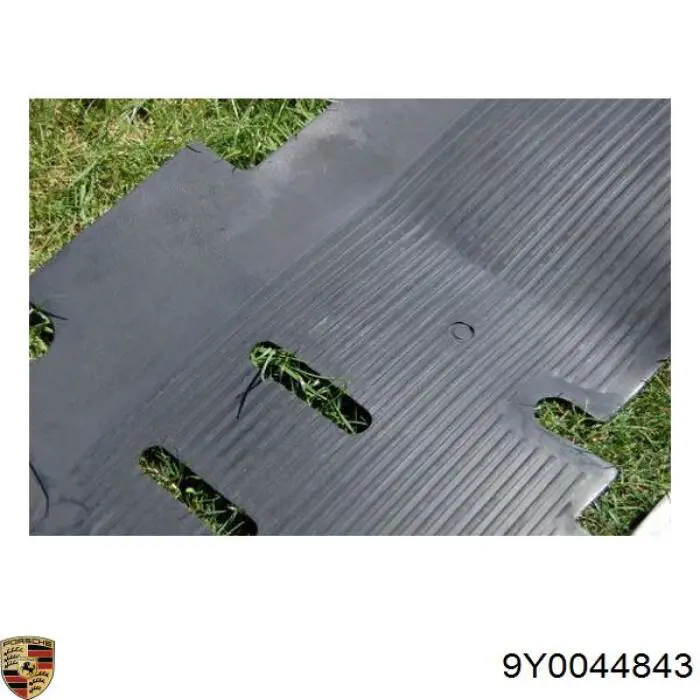  9Y0044843 Porsche