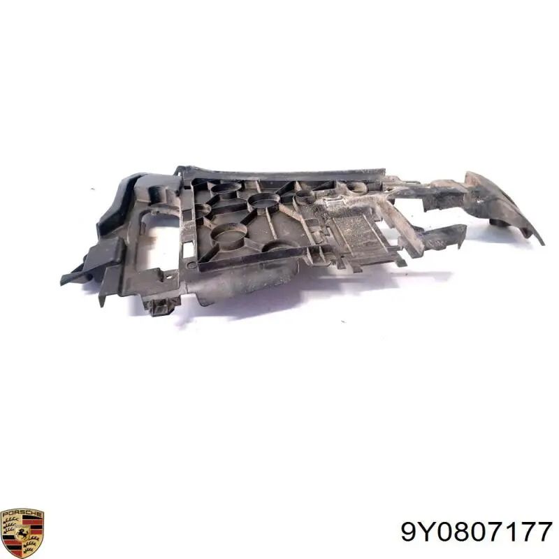 9Y0807177 Porsche Направляюча переднього бампера, ліва