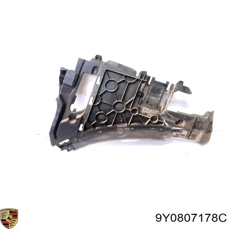 Купити 9Y0807178C Porsche Направляюча переднього бампера, права