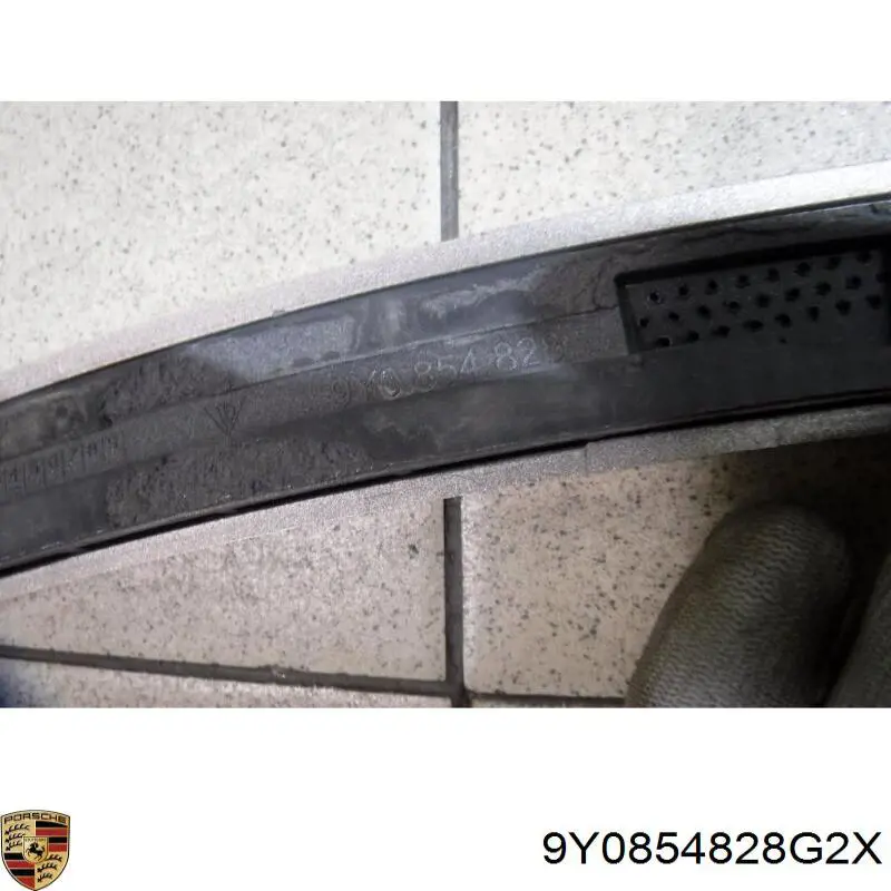 Купити 9Y0854828G2X Porsche 