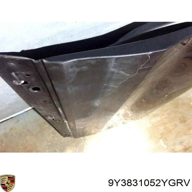 Купити 9Y3831052YGRV Porsche 