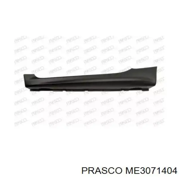 A4516900526 Mercedes Молдинг передніх лівих дверей, нижній