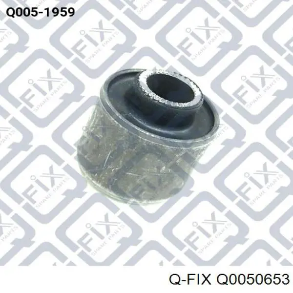 Q0050653 Q-fix Сайлентблок заднього поперечного важеля, зовнішній