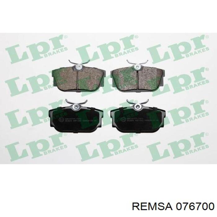 Задні гальмівні колодки Remsa 076700 ціна, від 15.47 USD