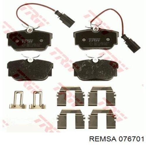 Задні дискові колодки Remsa 076701