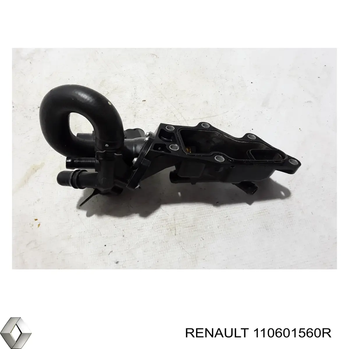 Водяний патрубок Renault (RVI) 110601560R