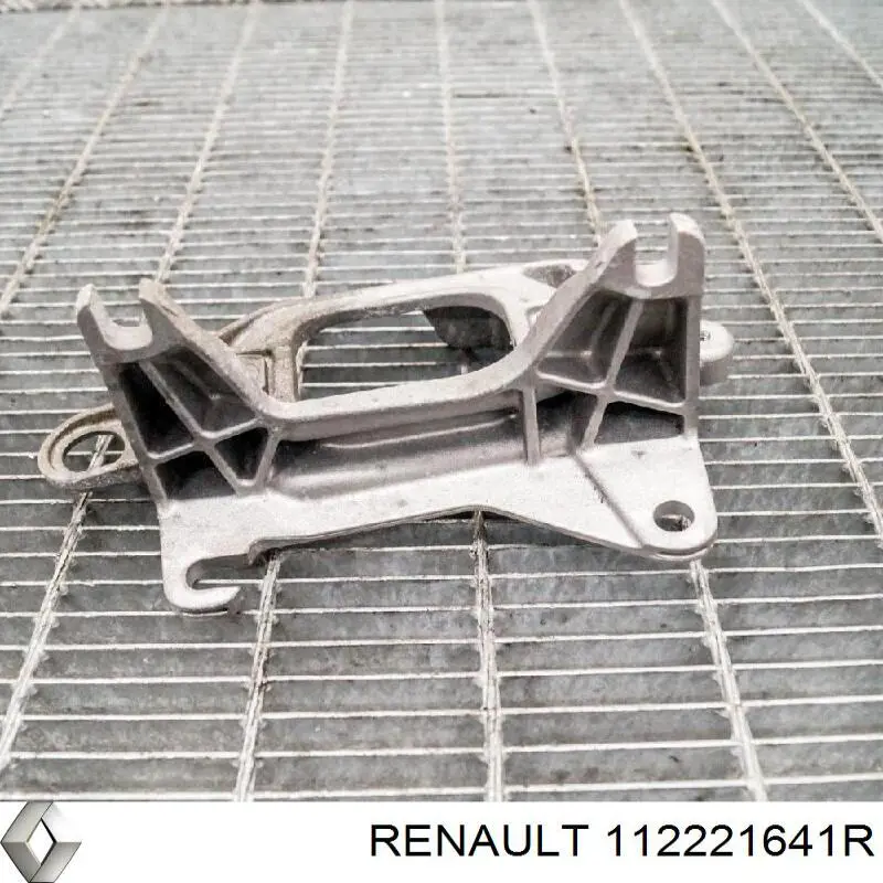 112221641R Renault (RVI) Кронштейн подушки (опори) двигуна, лівої