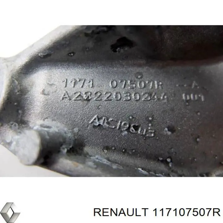 Кронштейн генератора 117107507R Renault (RVI)