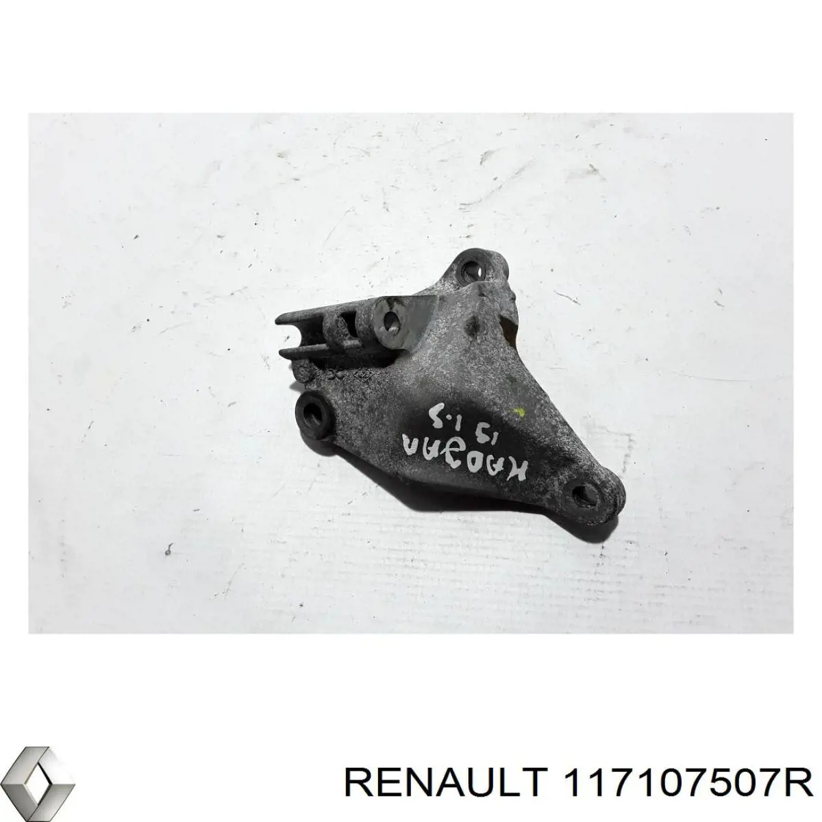 Купити 117107507R Renault (RVI) Кронштейн генератора