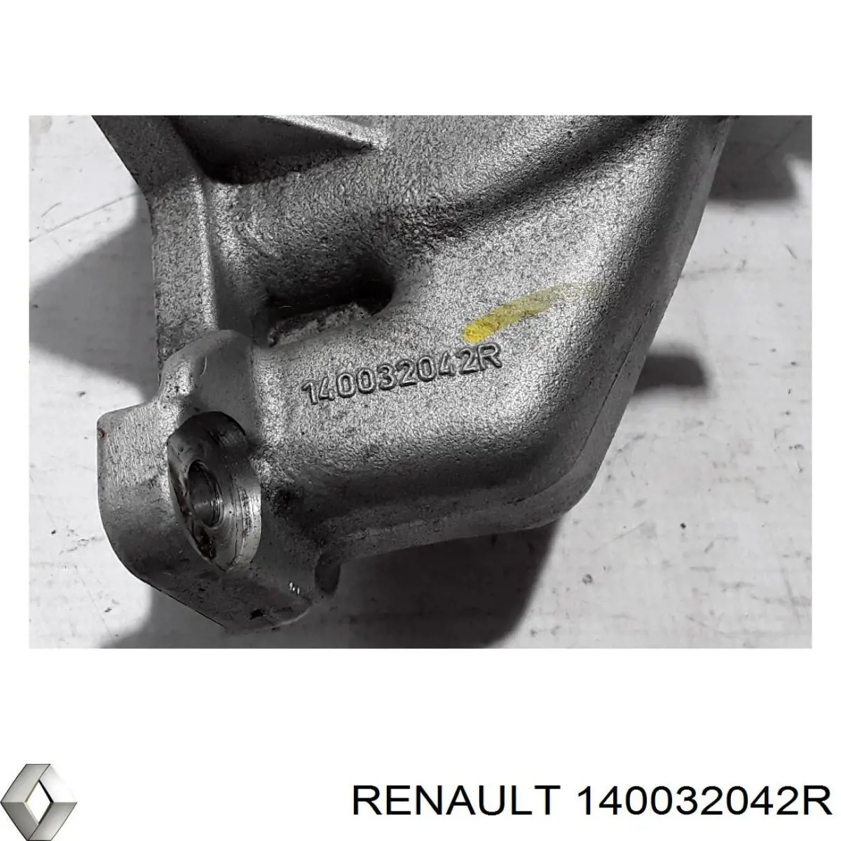 Впускний колектор 140032042R Renault (RVI)