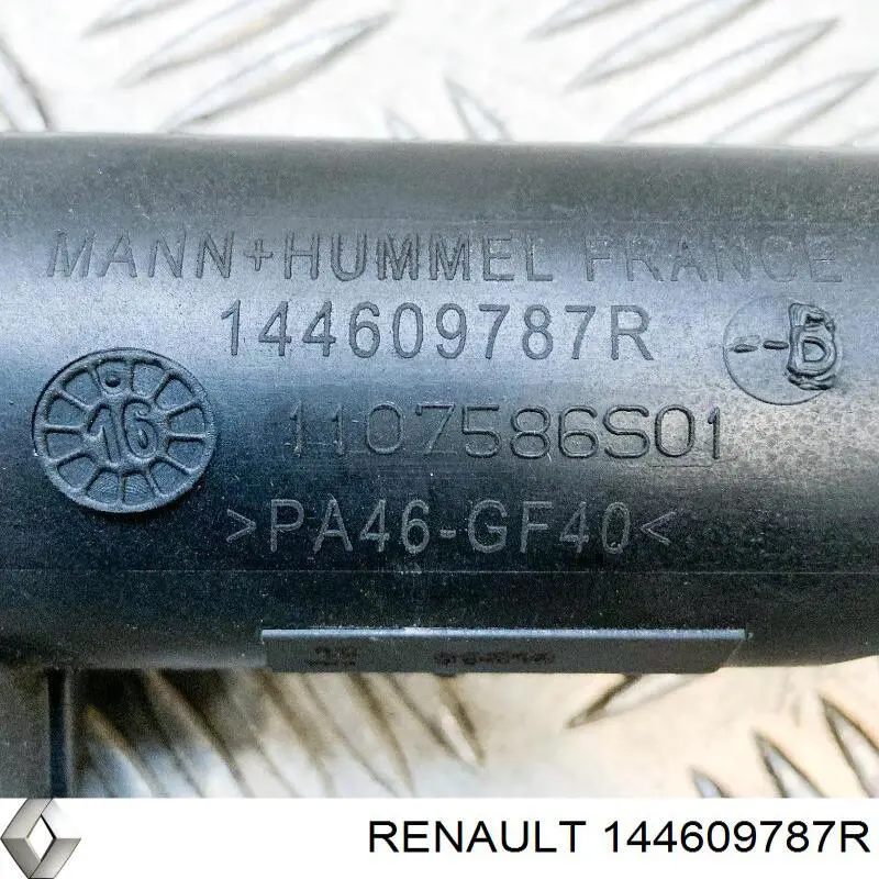 Шланг/патрубок интеркуллера Renault (RVI) 144609787R ціна, від 73.28 USD