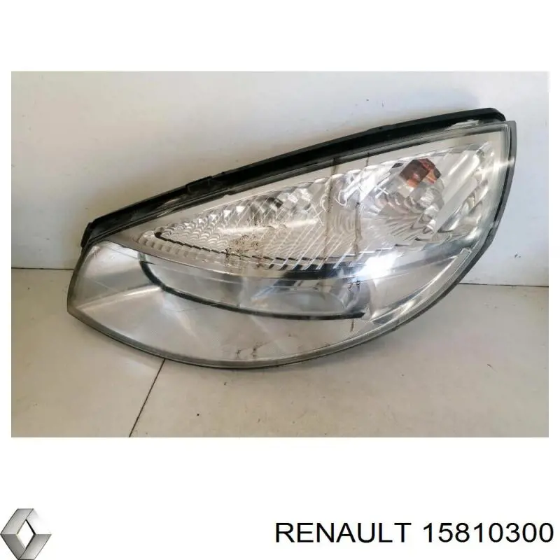 15810300 Renault (RVI) фара ліва
