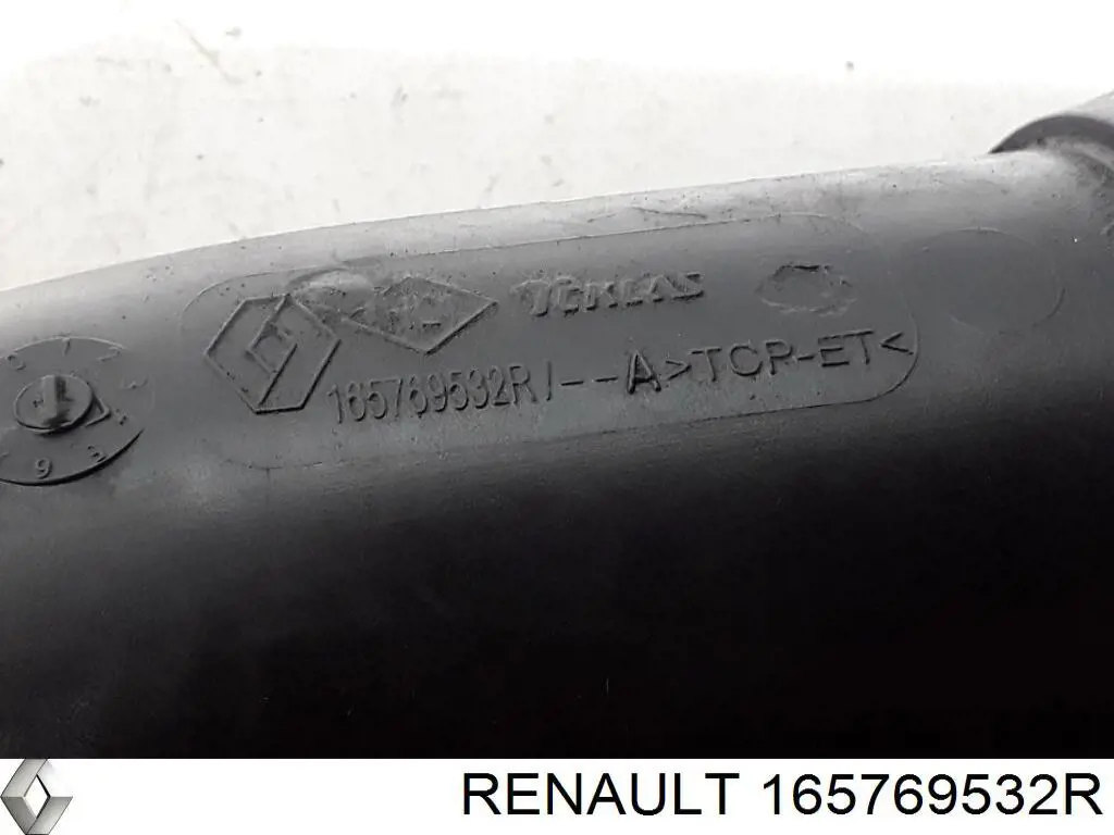 165769532R Renault (RVI) Патрубок повітряний, вихід повітряного фільтра