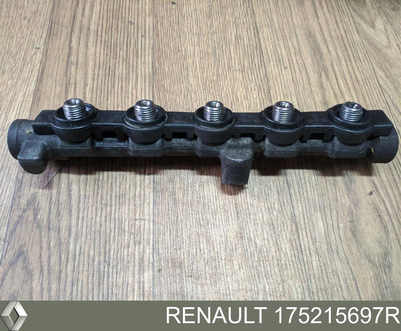 Рампа форсунок системи упорскування палива Renault (RVI) 175215697R ціна, від 2.73 USD