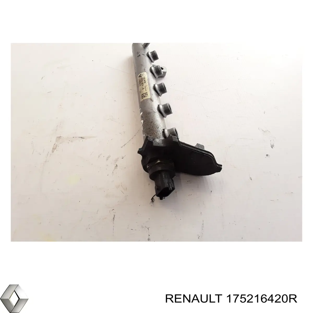 Рампа форсунок системи упорскування палива Renault (RVI) 175216420R ціна, від 16.91 USD