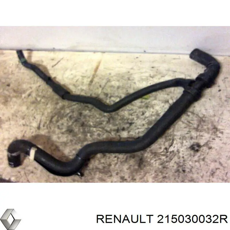 Купити 215030032R Renault (RVI) Трубопроводи і шланги системи охолодження