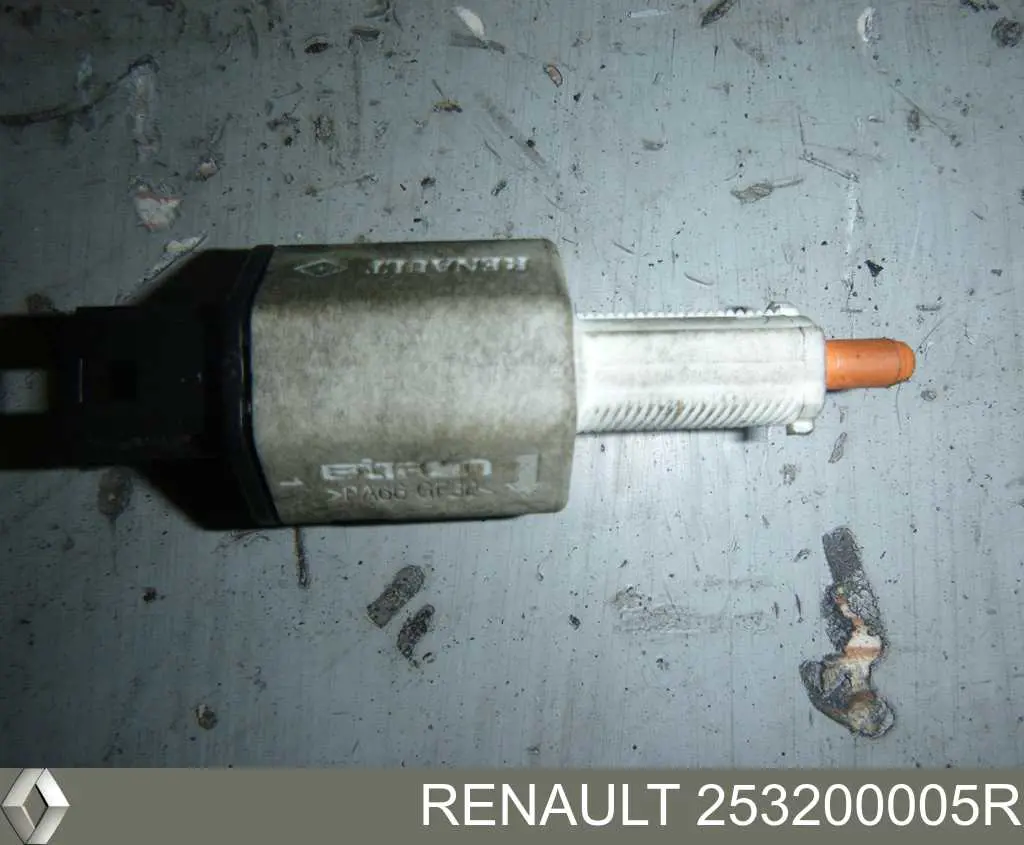 Купити 253200005R Renault (RVI) Датчик педалі гальма
