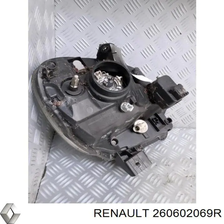 Фара ліва 260602069R Renault (RVI)