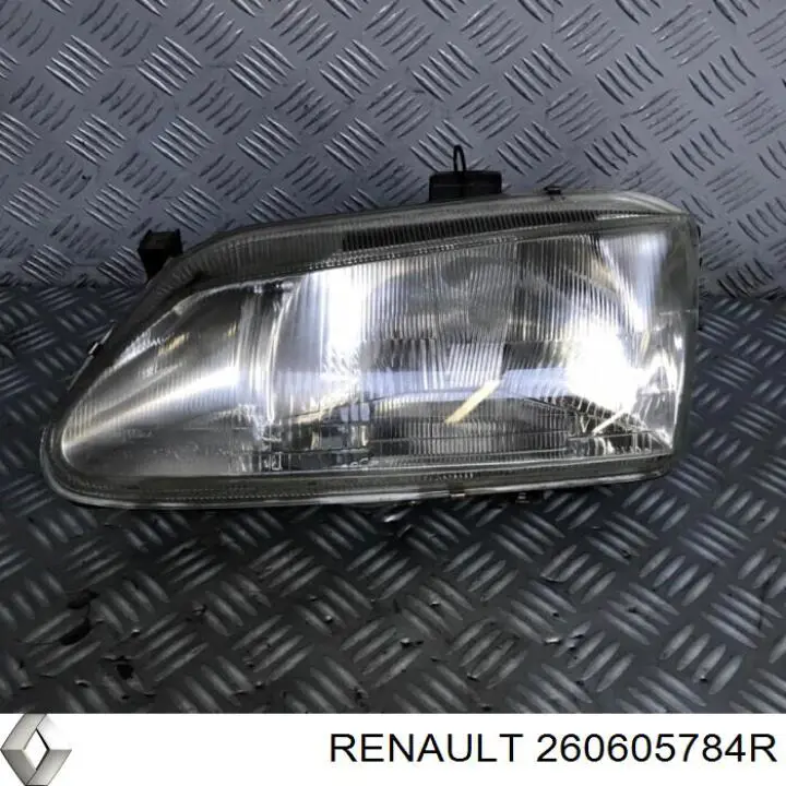 260605784R Renault (RVI) Фара дальнього світла в зборі