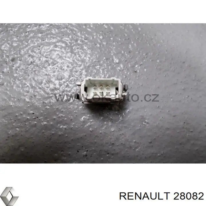 28082 Renault (RVI) Кнопковий блок керування склопідіймачами задній правий