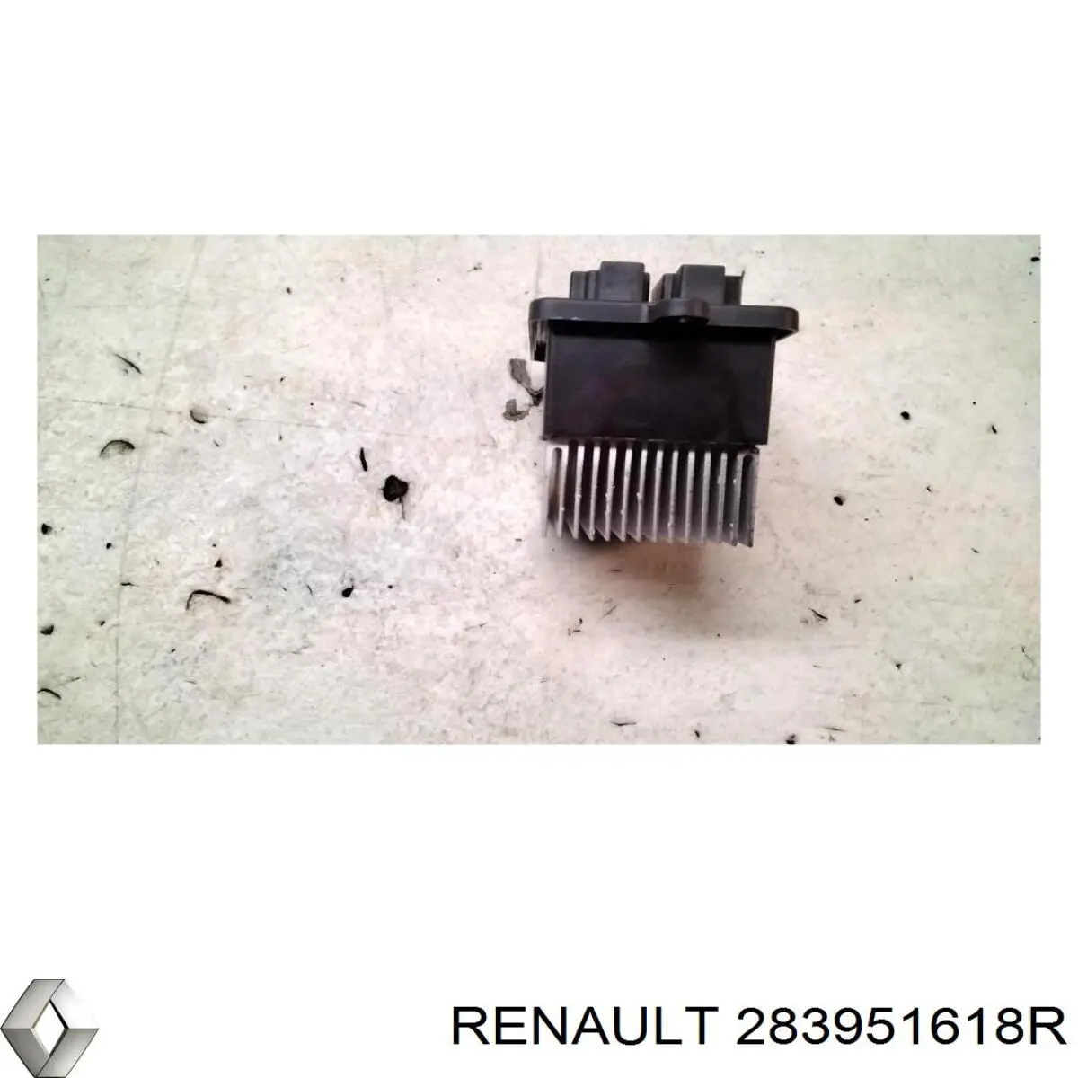 Купити 283951618R Renault (RVI) 