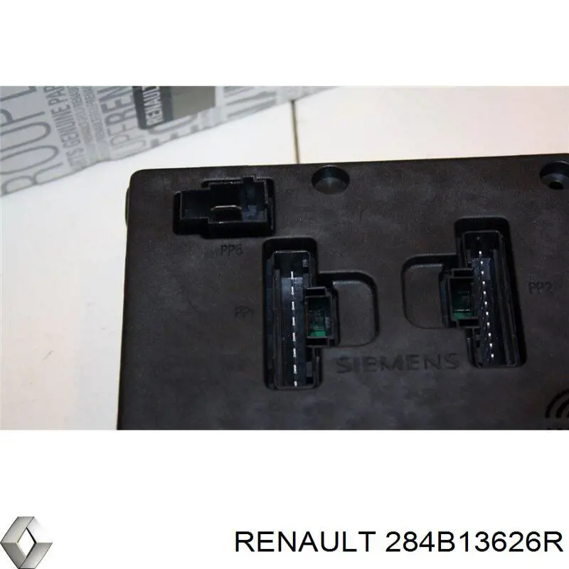 Купити 284B13626R Renault (RVI) Корпус запобіжників