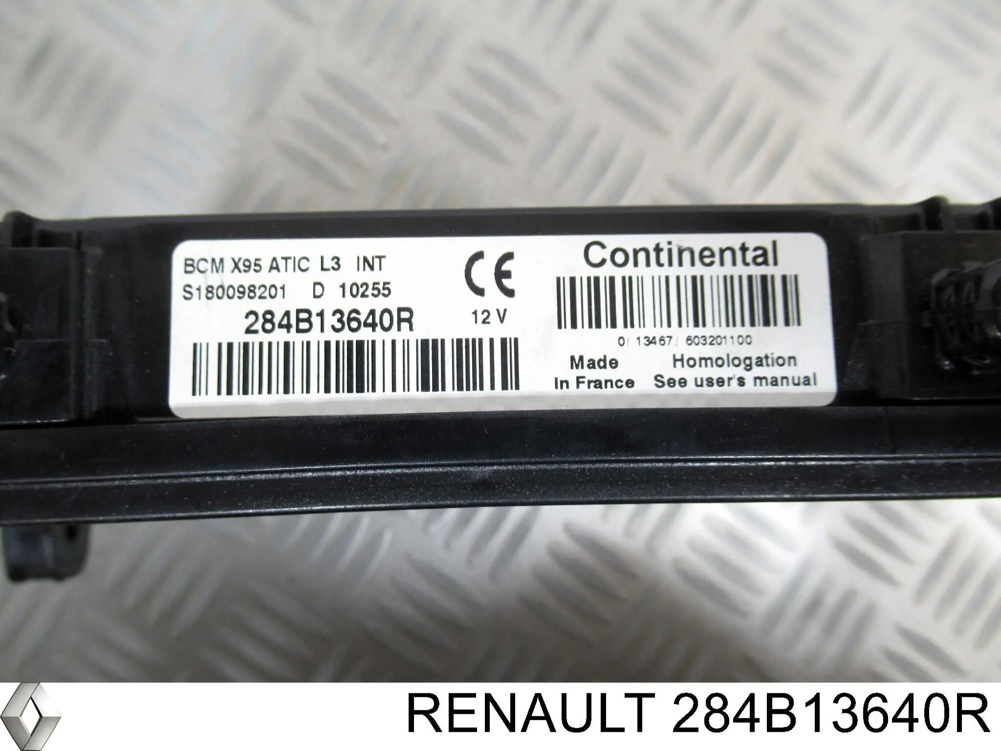 Блок комфорту 284B13640R Renault (RVI)