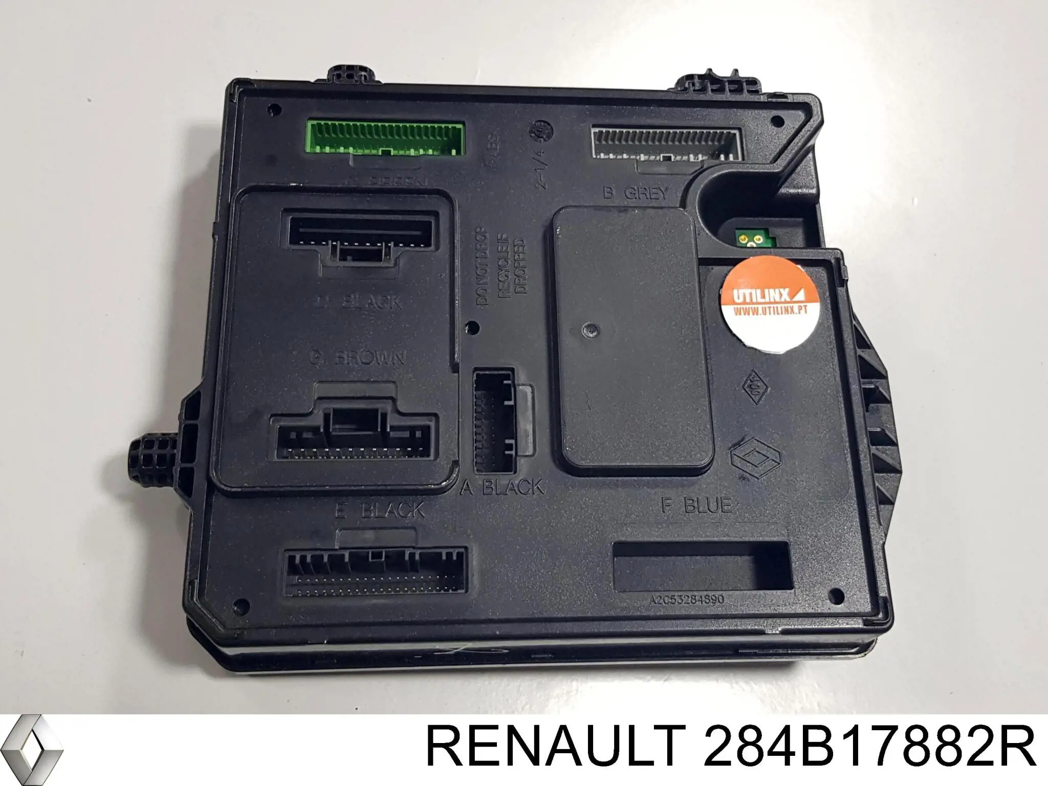 Коробка запобіжників Renault (RVI) 284B17882R ціна, від 17.05 USD