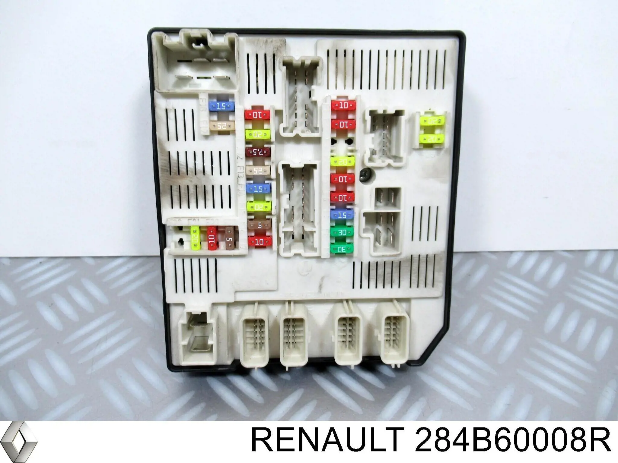 Коробка запобіжників Renault Megane III універсал (KZ0, KZ1) (2008 - 2016) ціна, від 21.11 USD