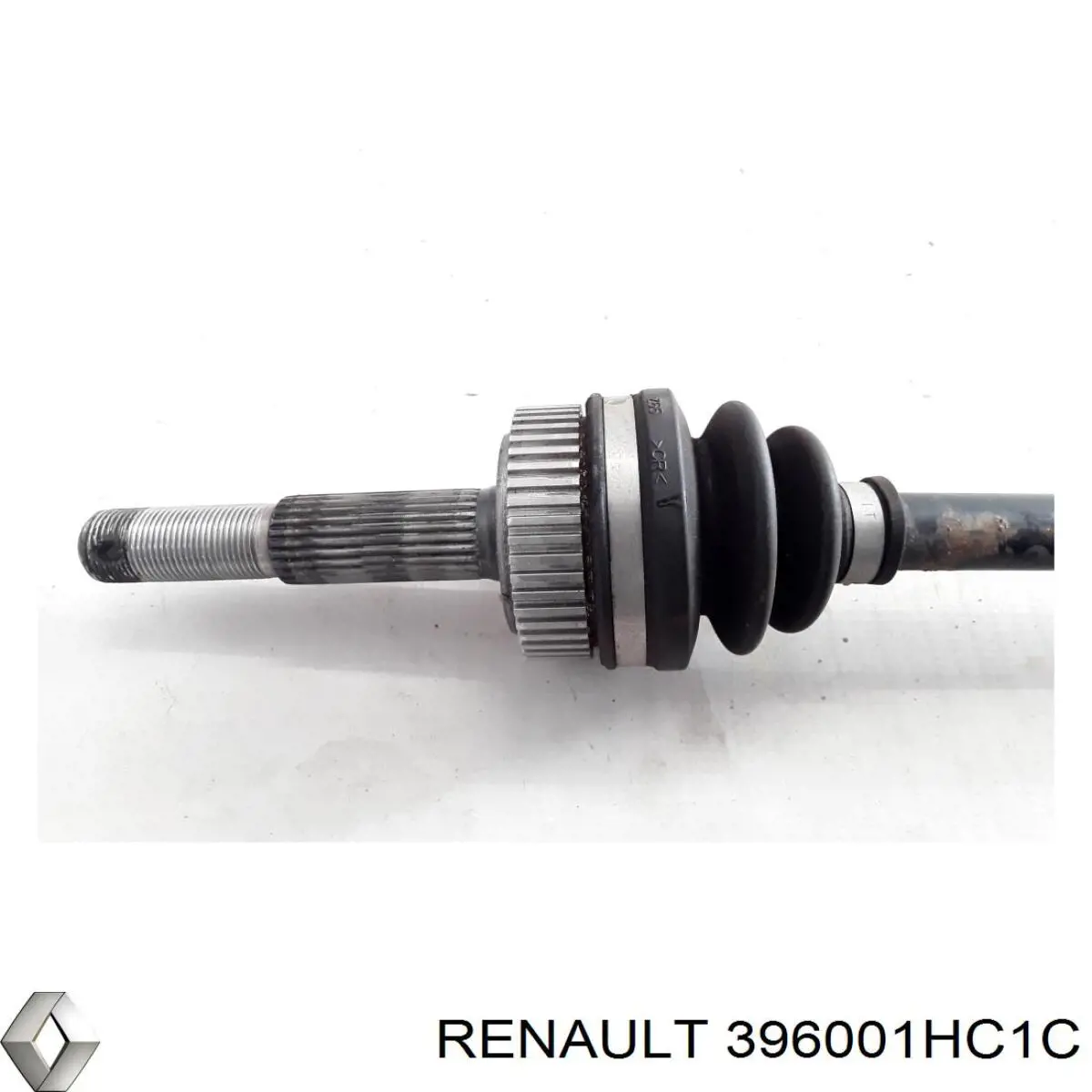 Піввісь задня 396001HC1C Renault (RVI)