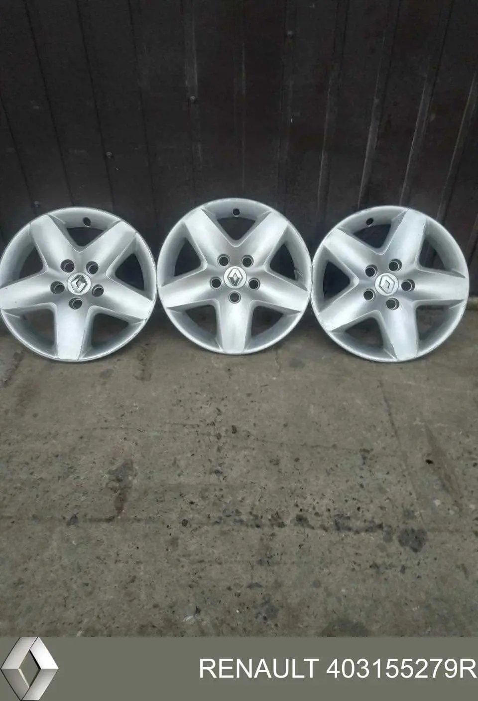 Купити 403155279R Renault (RVI) Автомобільні ковпаки