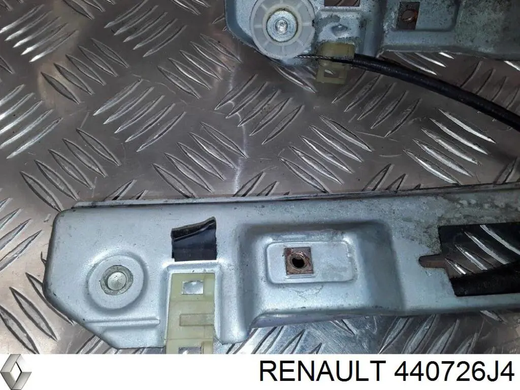 Двигун склопідіймача двері передньої, правої 440726J4 Renault (RVI)