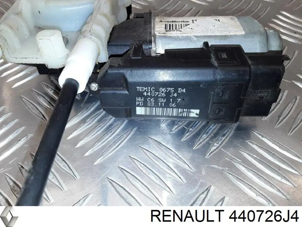 Двигун склопідіймача двері передньої, правої 440726J4 Renault (RVI)
