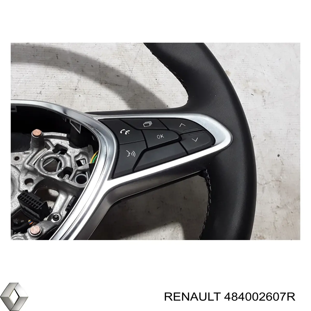 Кермо 484002607R Renault (RVI)