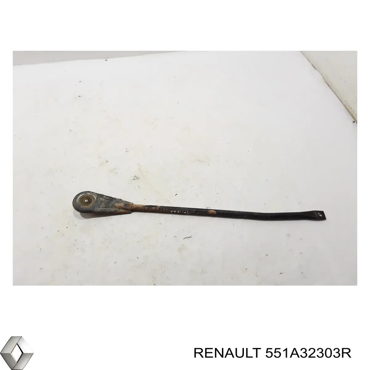 551A32303R Renault (RVI) Тяга реактивна передня, нижня