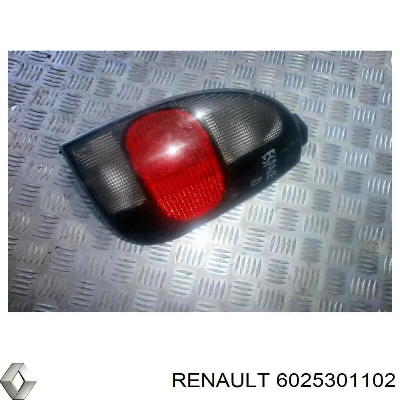 Купити 6025370192 Renault (RVI) Задня права фара