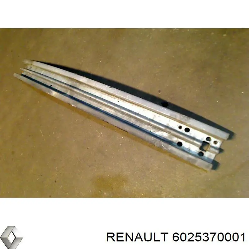 6025370001 Renault (RVI) Балка бампера переднього