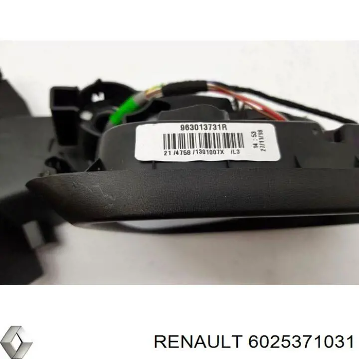 Дзеркальний елемент лівого дзеркала заднього виду Renault (RVI) 6025371031 ціна, від 11.92 USD