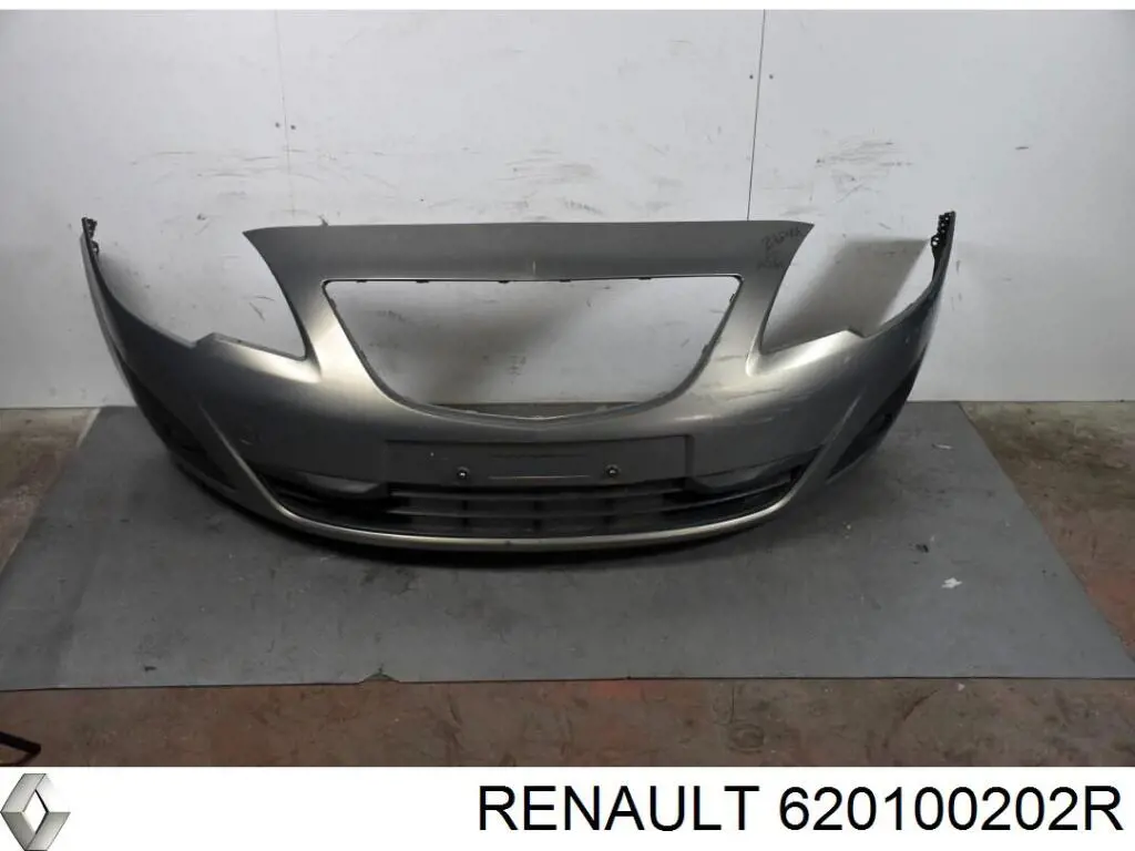 Передній бампер 620100202R Renault (RVI)