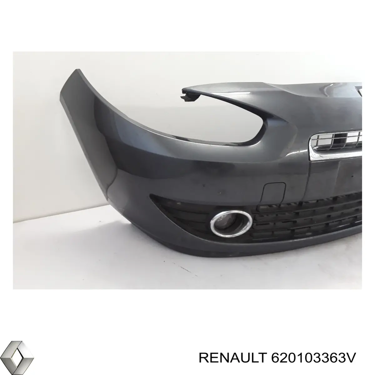 620103363V Renault (RVI) бампер передній