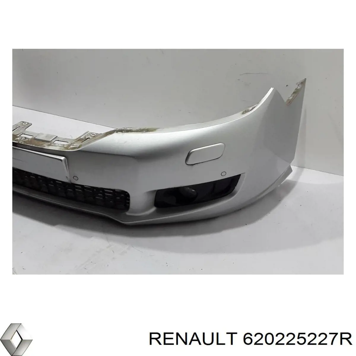 620225227R Renault (RVI) Бампер передній в зборі