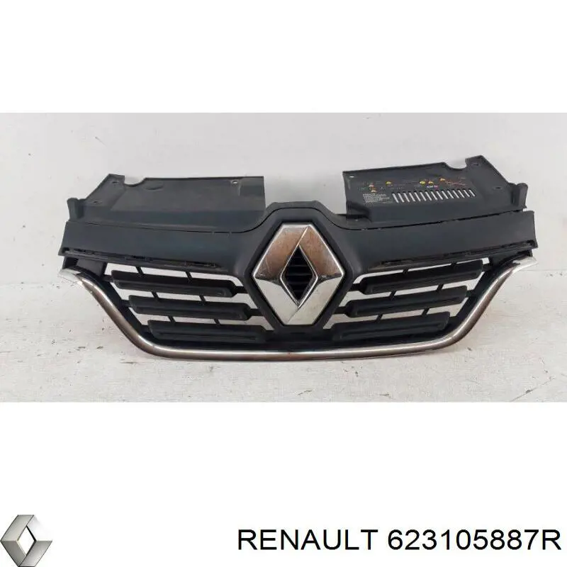 Решетка радиатора (пласт) на Renault Sandero II 