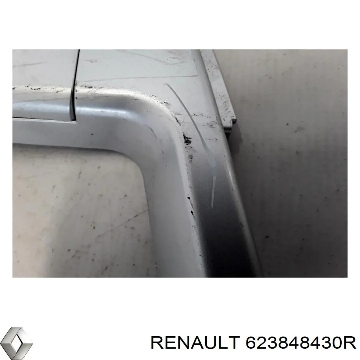 Накладка бампера переднього Renault (RVI) 623835888R ціна, від 25.37 USD