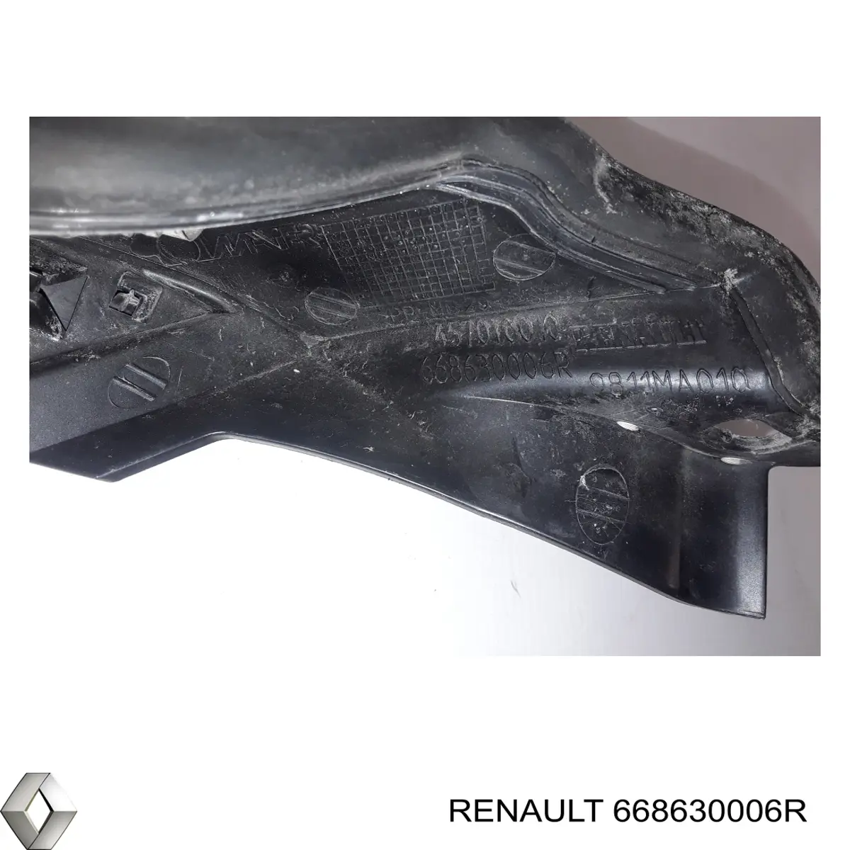 Заглушка жабо збоку Renault (RVI) 668630006R ціна, від 12.67 USD