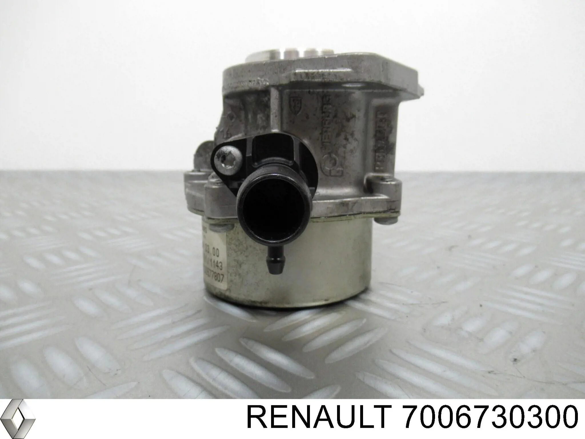 7006730300 Renault (RVI) Насос вакуумний