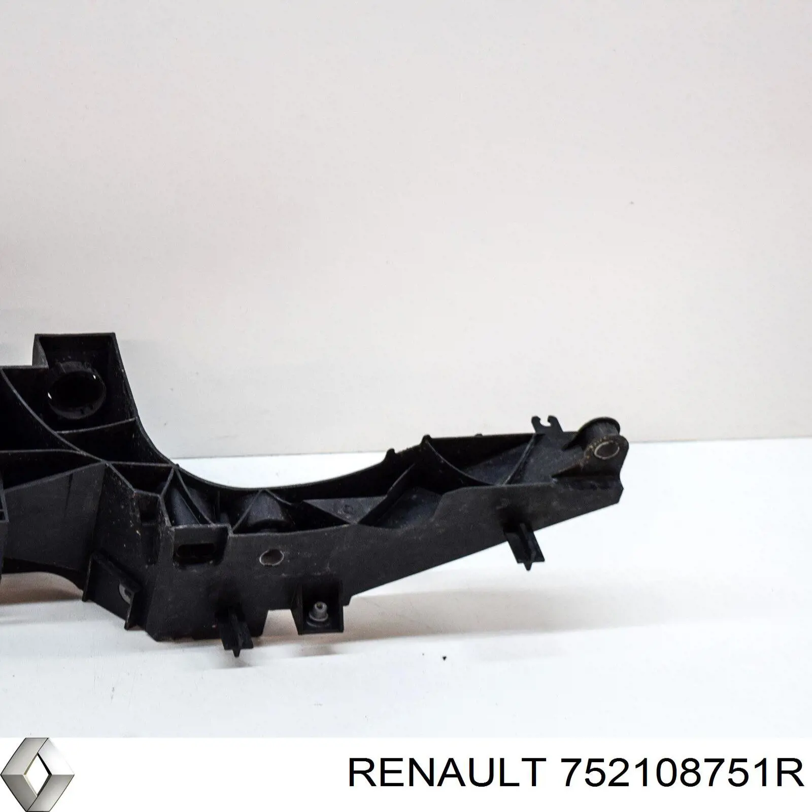 Купити 752108751R Renault (RVI) 