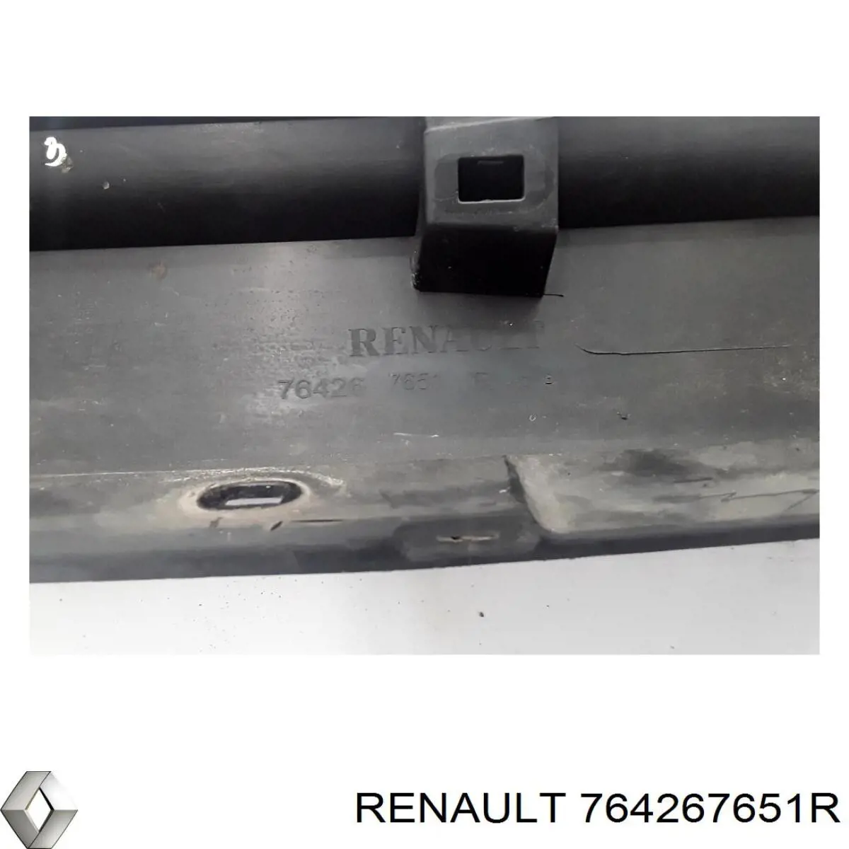764267651R Renault (RVI) 
