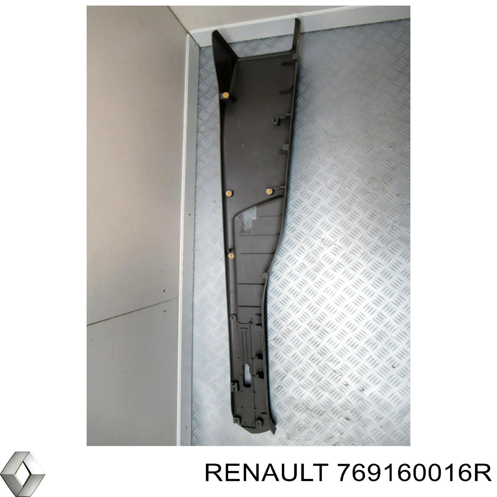 769160016R Renault (RVI) Обшивка стійки кузова внутрішня, середня ліва