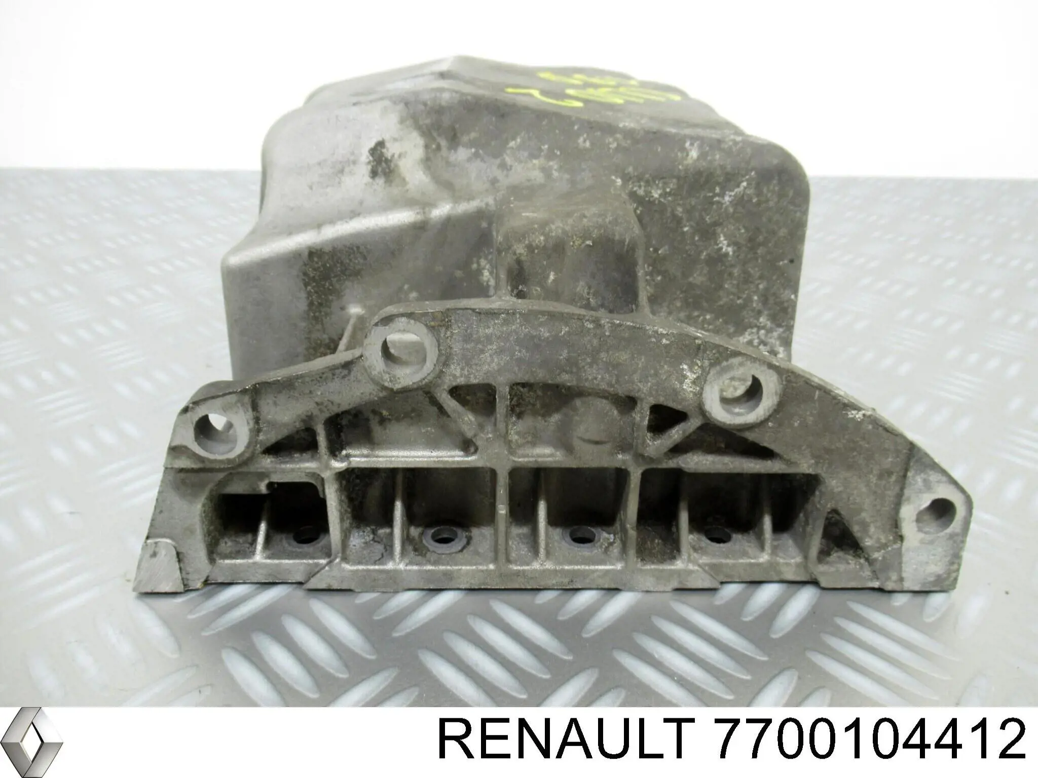 Купити 7700104412 Renault (RVI) Захист двигуна